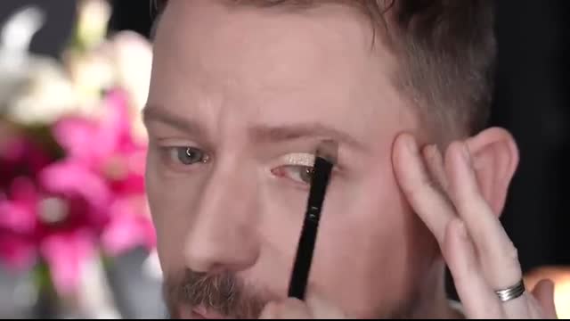 THE ULTIMATE ANTI AGING EYESHADOW TUTORIAL