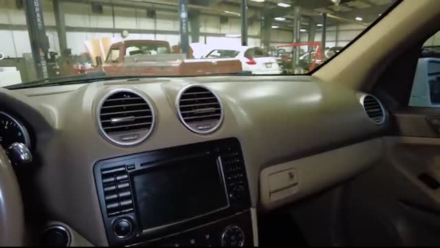 Want a Merc SUV CAR WIZARD explains why the ML350 is a must buy. Plus see a friend surprise his SO