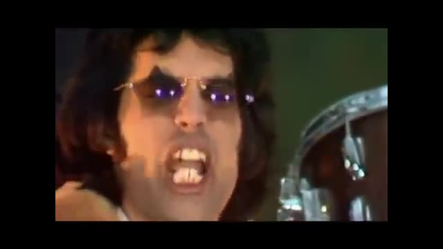 Queen - We Will Rock You (Official Video)
