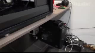 Total Idiots At Work   Funniest Office Fails