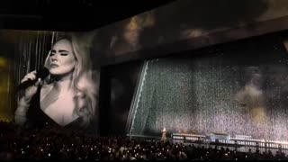 Adele - Set Fire To The Rain (Live in Las Vegas)