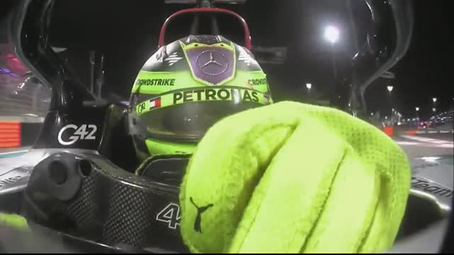 Lewis Hamilton's Final Lap as a Mercedes Driver