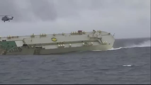 Big Ships Crashing Compilation