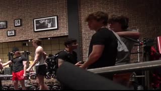 When The Whole Gym Watches You Lift...?