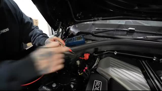 I BOUGHT A FLOOD DAMAGED ROLLS ROYCE CULLINAN & REBUILT IT IN 7 DAYS