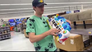 Best reactions of me playing on Toy Pianos