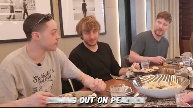 $1 vs $1,000,000,000 Yacht!