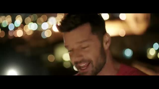 Ricky Martin - La Mordidita (Official Video) ft. Yotuel