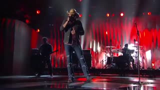 Jason Aldean - Burnin' It Down (CMA Awards 2014)