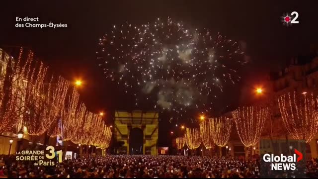 New Year’s 2025 Paris celebrates with dazzling fireworks around Eiffel Tower