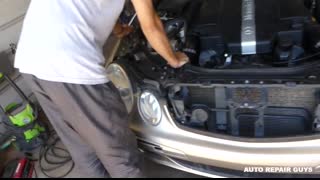 MERCEDES W211 LOW BEAM HEADLIGHT BULB REPLACEMENT REMOVAL