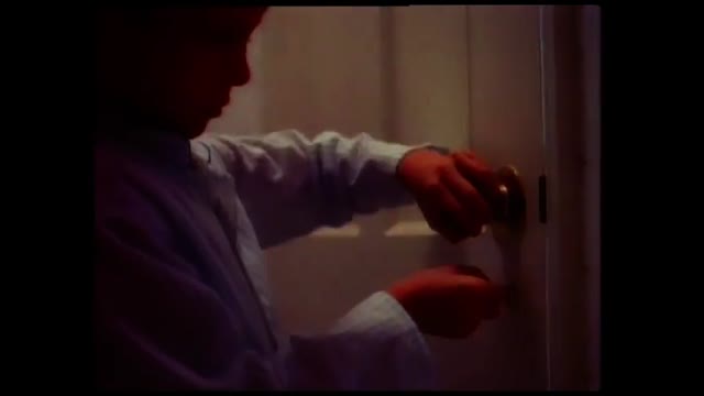 Silent Running (On Dangerous Ground) - Mike + The Mechanics (FULL VIDEO)