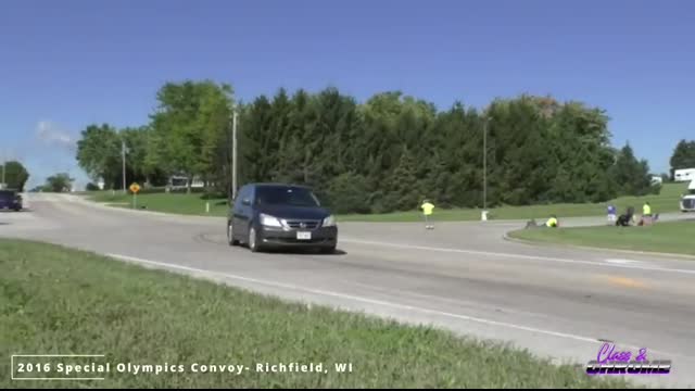 World's largest semi truck convoy in Wisconsin 200+ semi trucks, Special Olympics Convoy