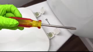 10 Things You Need To Know About Cleaning Your Toilet