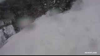 5 EXTREME Avalanche Caught On Camera