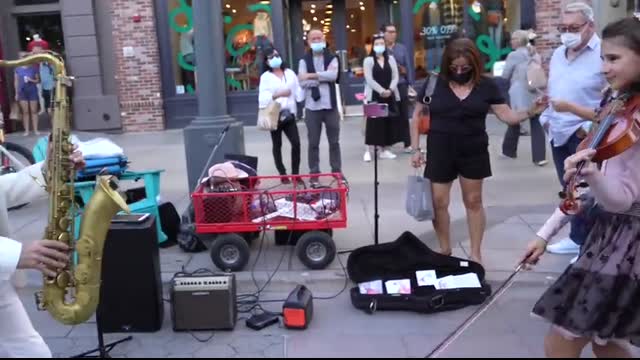 Super  DESPACITO  - Daniele Vitale & Karolina Protsenko   Sax e Violin