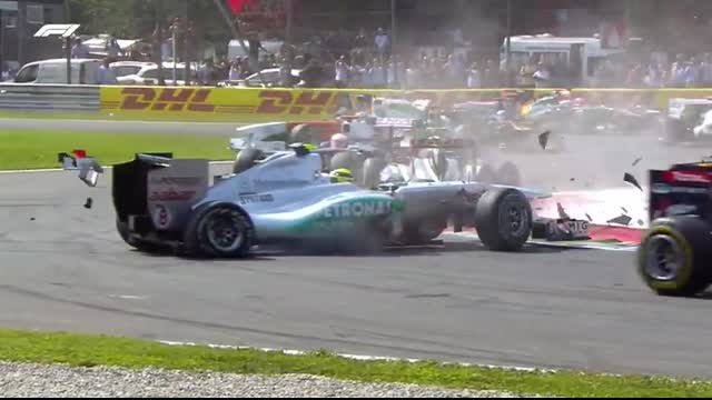 15 Times Opening Laps in F1 Were Pure Chaos