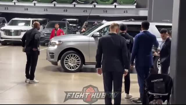 Mike Tyson ARRIVES ready to END Jake Paul’s boxing career!