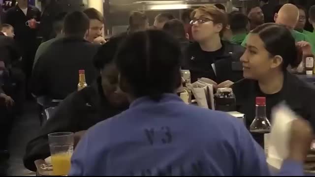 How Aircraft Carriers Prepare 17,000 Meals A Day For 5,000 US Navy Sailors