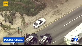 Police chase possible kidnapping suspect in West L.A. area
