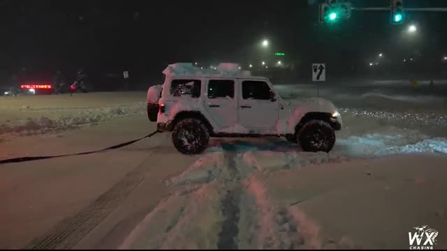 Massive Colorado Snow Storm - Cars and Trucks stuck and sliding on snowy I70 - 4k