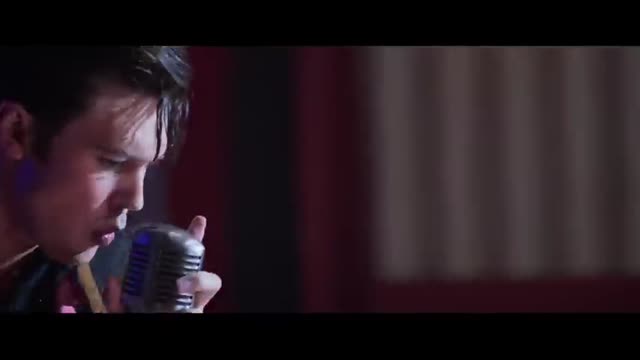 Elvis (2022) - Elvis' First Concert Scene   Movieclips