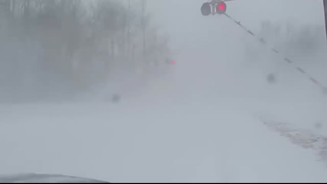 80MPH Amtrak trains plowing snow