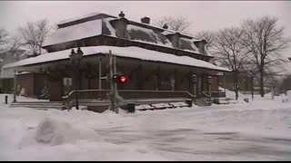 80MPH Amtrak trains plowing snow