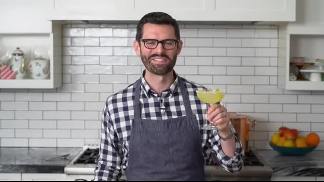 How to Make a Lemon Drop Cocktail