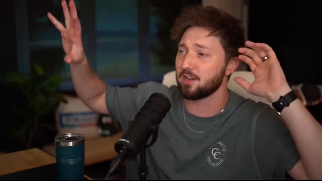 People Just Won't Stop Arguing With This Lawyer