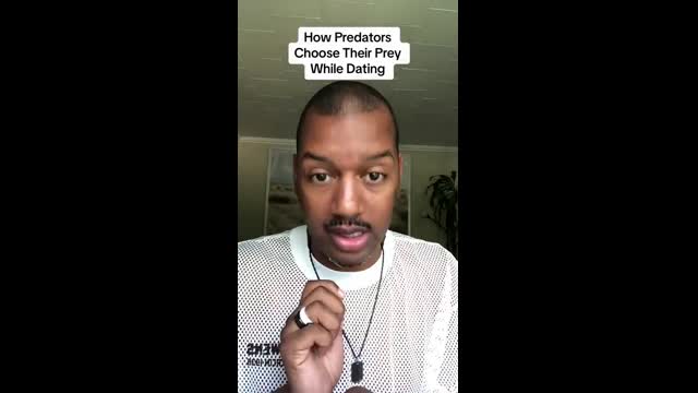 How Predators Choose Their Prey While Dating #datingadviceforblackwomen #blackgirldating