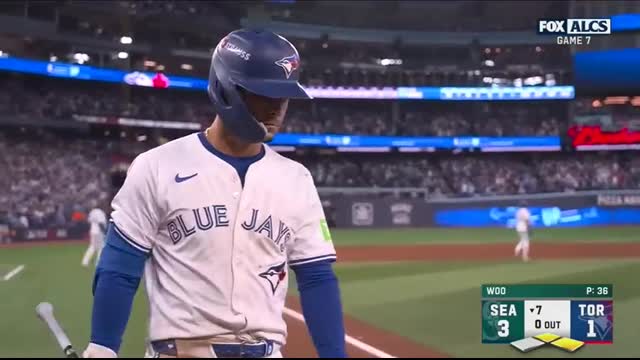 FULL COMEBACK George Springer hits a CLUTCH home run to give the Blue Jays a LATE LEAD! ??