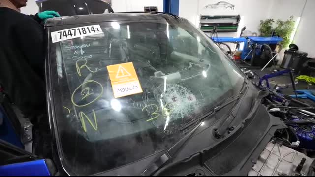 I BOUGHT A WRECKED RANGE ROVER SVR & ATTEMPTED TO REBUILD IT IN 7 DAYS