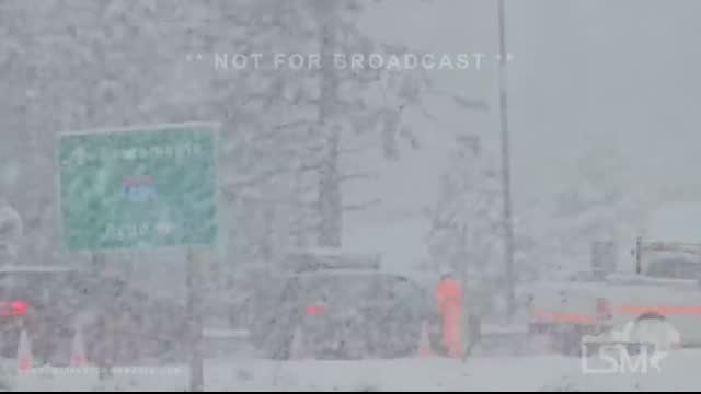 11-11-2024 Truckee, California - Heavy Snow Shuts Down i-80 - Vehicles Stuck, Whiteout Conditions
