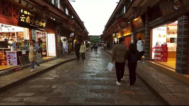 ?? 4K   The Incredible Old Town of Lijiang, China's Most Famous Old Town   Yunnan, China