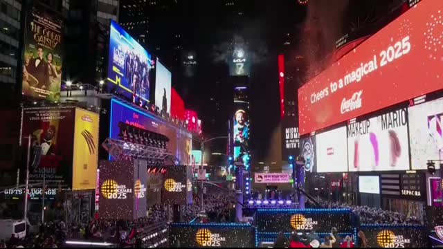 New Year’s countdown 2025 LIVE ball drop in New York
