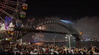 VIDEO Sydney, Australia welcomes 2025 with spectacular New Year's Eve fireworks show