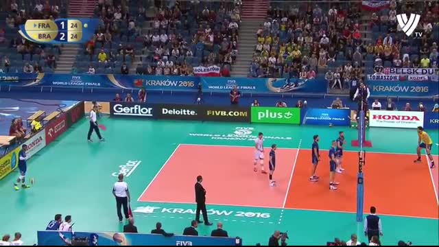 One of The Craziest Matches in Volleyball History (HD)