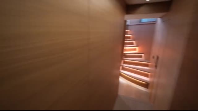 $3,000,000 ULTRA FAST Pershing 92 SuperYacht Tour