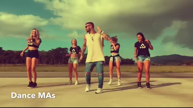 Despacito - Luis Fonsi (ft. Daddy Yankee) - Marlon Alves Dance MAs